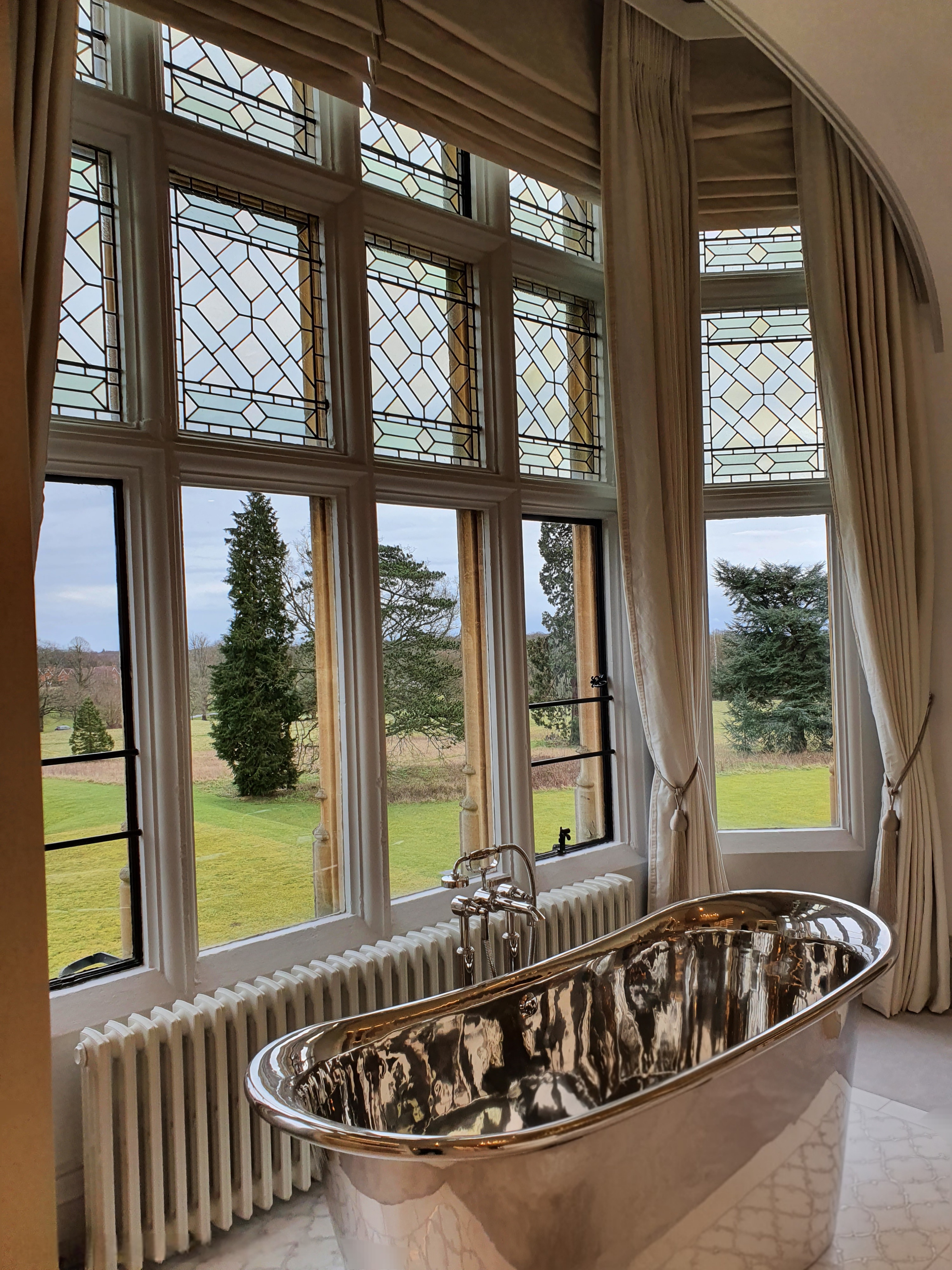 Bathroom mastic sealant work by RGSealants